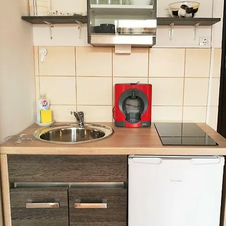 Mia Airport Studio Apartment - 0-24H Self Check In&Out - Parking On Site Velika Gorica Exterior photo