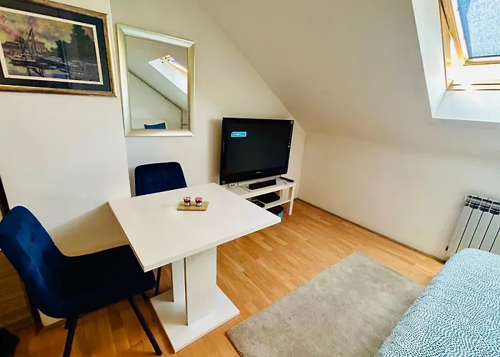 Mia Airport Studio Apartment - 0-24H Self Check In&Out - Parking On Site